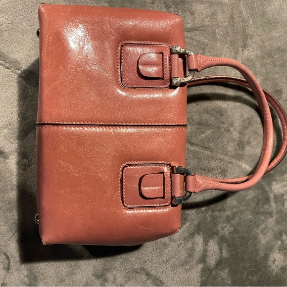 Rina Rich dusty rose leather handbag. - Picture 7 of 8